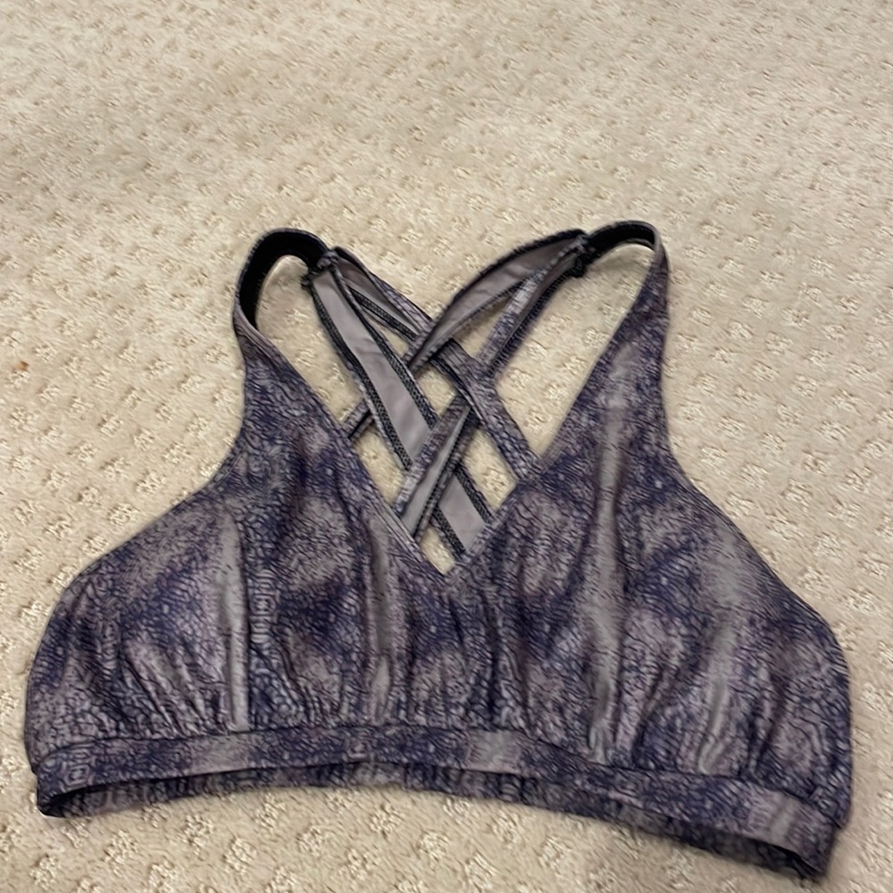 Nux sports bra